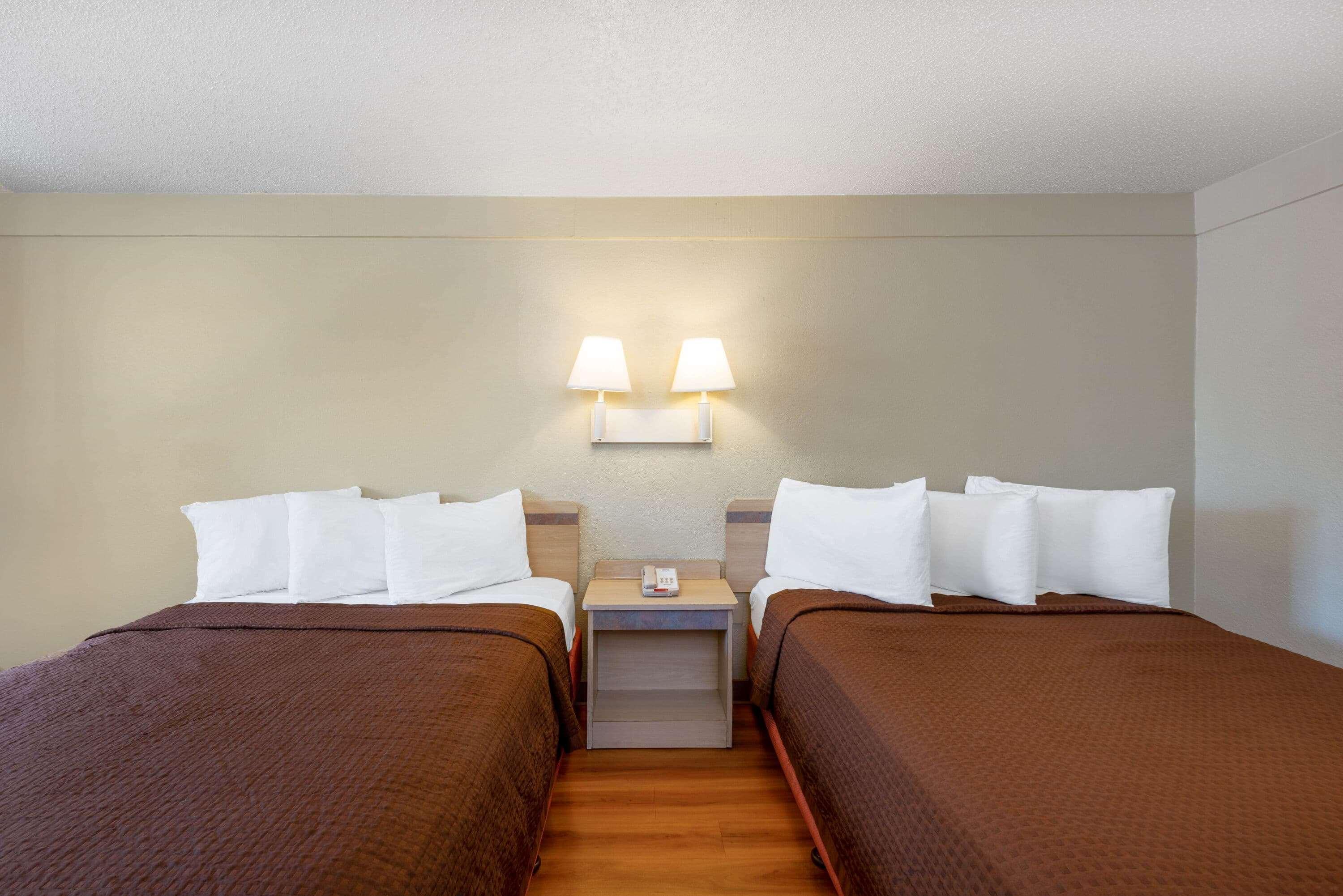 Travelodge By Wyndham Essington / Philadelphia Airport Bagian luar foto