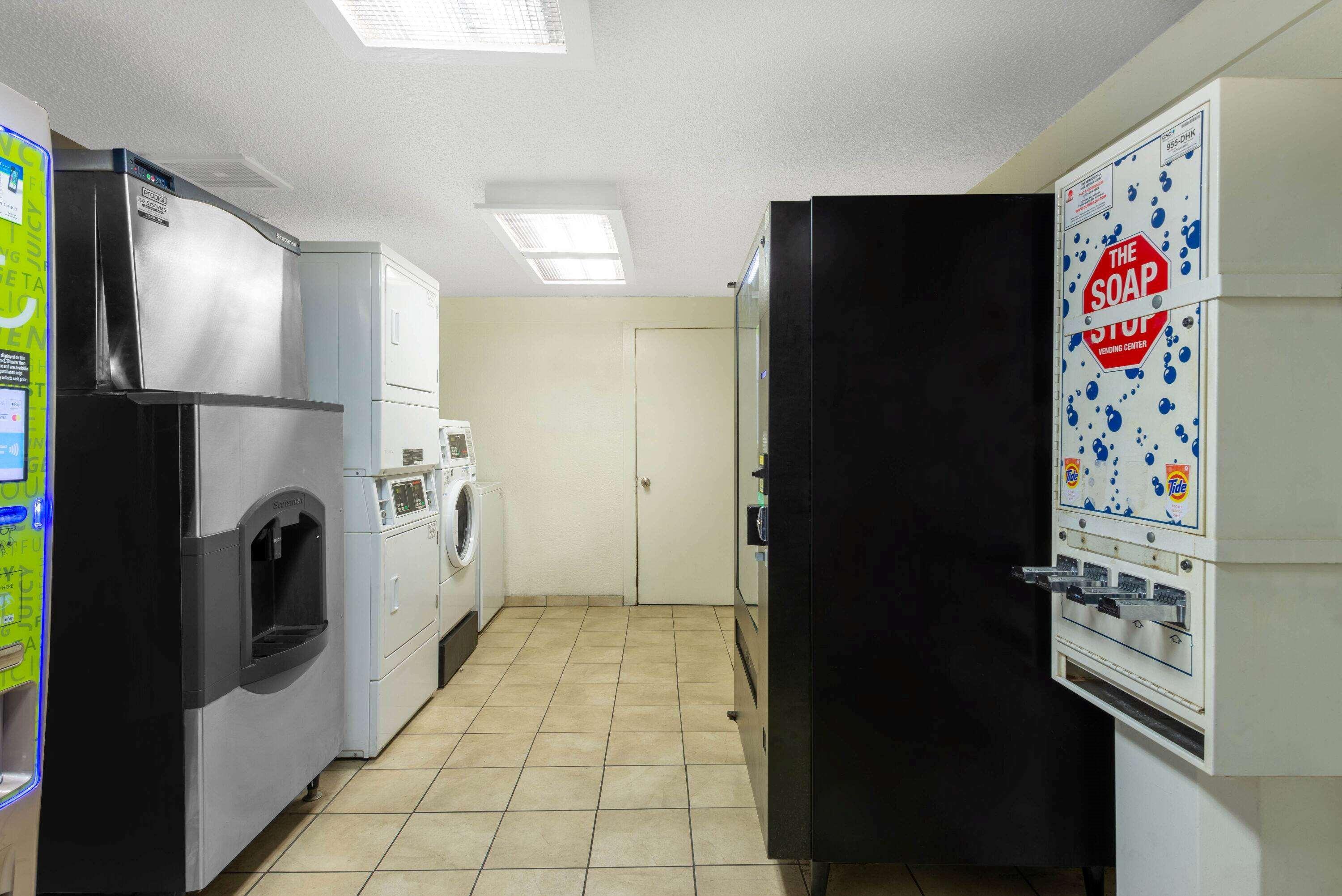 Travelodge By Wyndham Essington / Philadelphia Airport Bagian luar foto