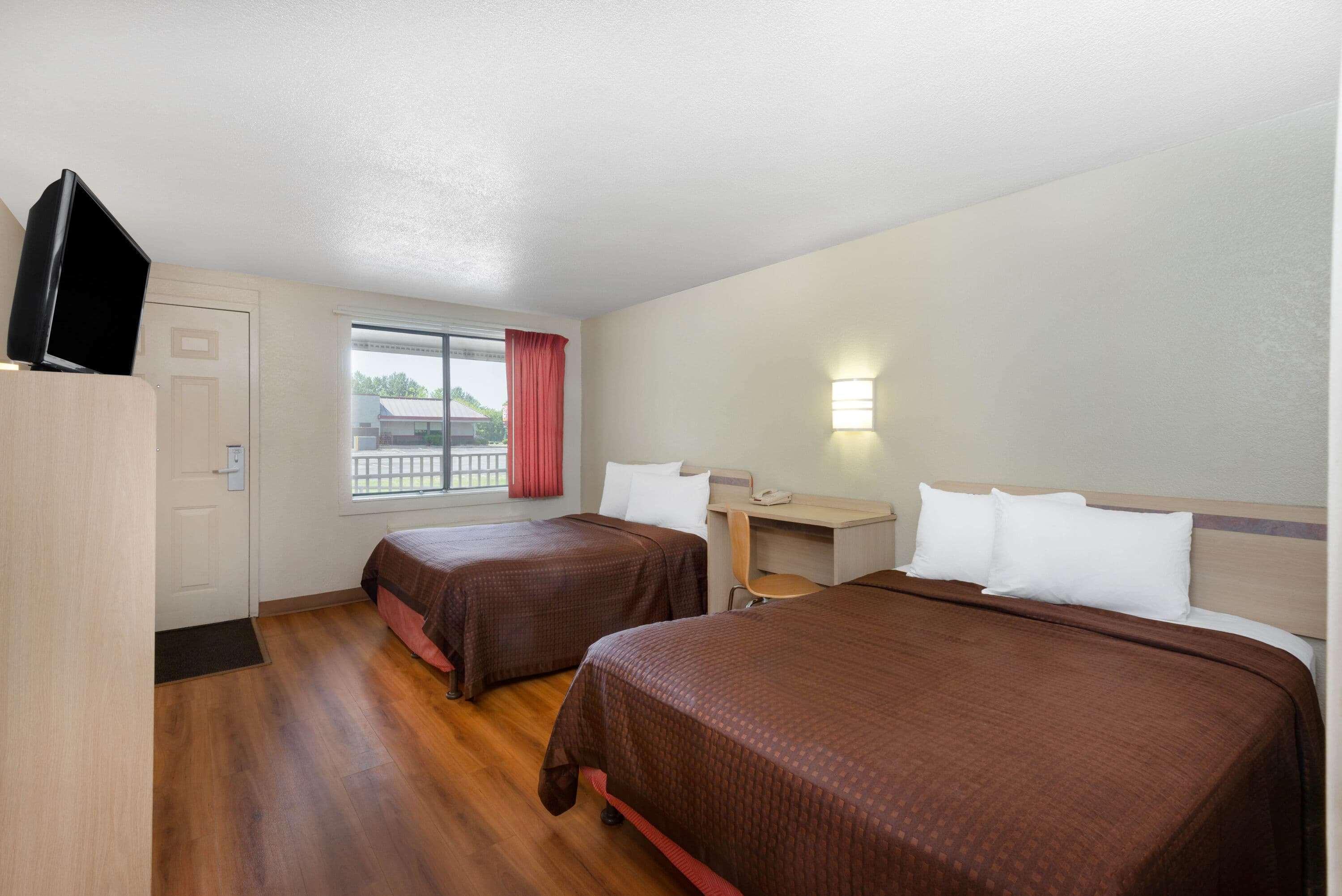 Travelodge By Wyndham Essington / Philadelphia Airport Bagian luar foto